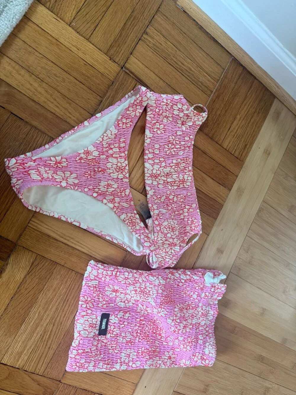 TRIANGL Pink Floral Smocked Bikini Set Medium (Includes Bag)